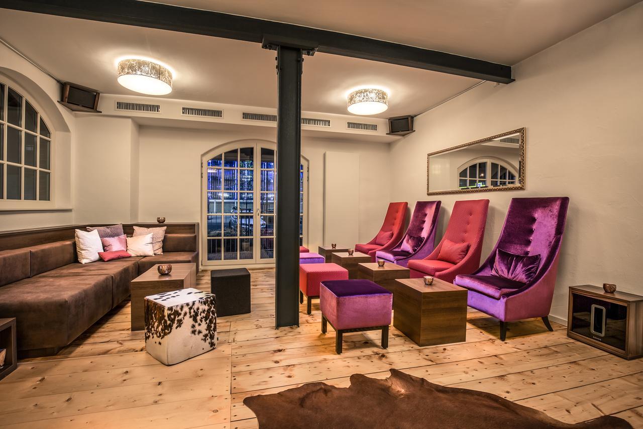 Bed and Breakfast Bahnlounge 1907 Ноєнштадт-ам-Кохер Екстер'єр фото